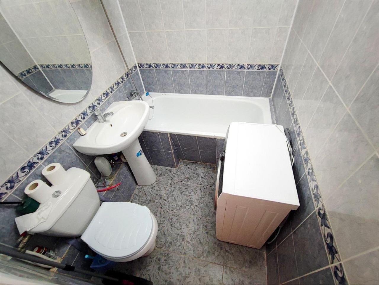 Apartament Str Grenoble Chisinau Exterior photo
